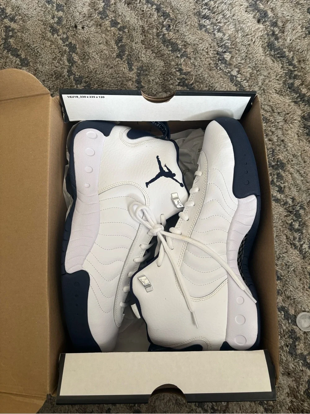 Jordan Men’s Sneakers White and Navy Low-Top